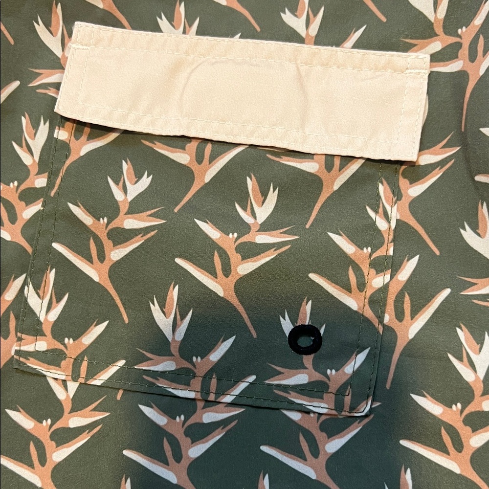 OF ONE SEA RT: $50 Men's Townshorts in Torch Ginger Green Seagrass size 32 - Picture 8 of 8